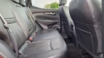 Nissan Qashqai 1.6 dCi N-Connecta XTRON 2WD Euro 6 (s/s) 5dr