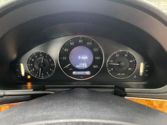 Mercedes-Benz E Class 2.1 E220 CDI Elegance 4dr