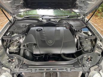 Mercedes-Benz E Class 2.1 E220 CDI Elegance 4dr