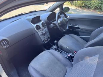 Vauxhall Corsa 1.2 16V Excite Euro 5 3dr (A/C)