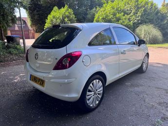 Vauxhall Corsa 1.2 16V Excite Euro 5 3dr (A/C)