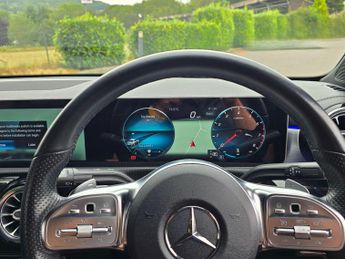 Mercedes-Benz CLA 1.3 CLA180 AMG Line (Premium 2) Coupe 7G-DCT Euro 6 (s/s) 4dr