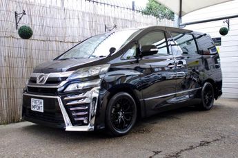 Toyota Vellfire 2.4 Modellista Styling-Sunroof-Leather