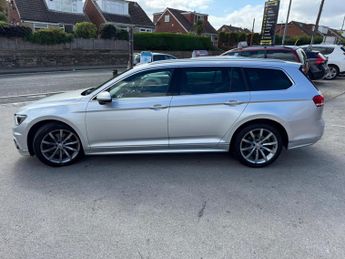 Volkswagen Passat 2.0 TDI R-Line DSG Euro 6 (s/s) 5dr
