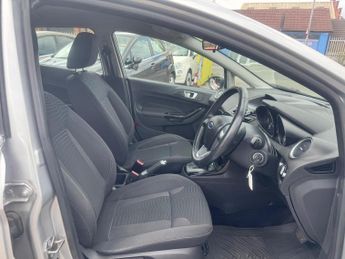 Ford Fiesta 1.6 Zetec Powershift Euro 5 5dr