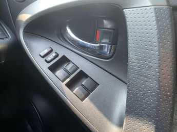 Toyota RAV4 2.0 V-Matic XT-R Multidrive S 4WD Euro 5 5dr
