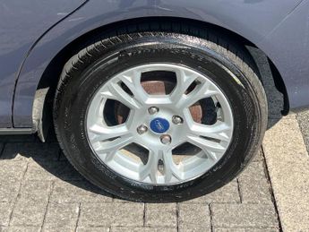 Ford B-Max 1.6 Zetec Powershift Euro 5 5dr