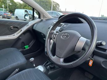 Toyota Yaris 1.3 Zinc Multimode 3dr
