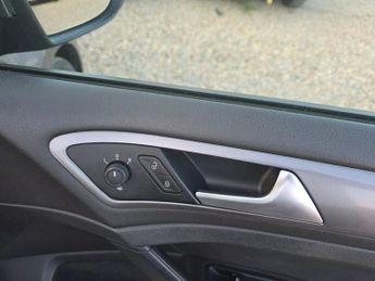 Volkswagen Golf 1.4 TSI BlueMotion Tech S DSG Euro 5 (s/s) 5dr