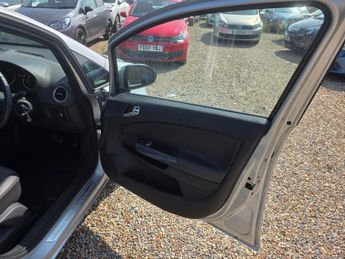 Vauxhall Corsa 1.4 16V SE Auto Euro 5 5dr