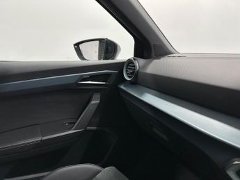 SEAT Arona 1.0 TSI XPERIENCE Lux DSG Euro 6 (s/s) 5dr