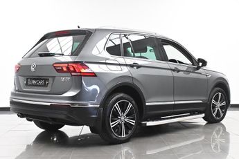 Volkswagen Tiguan 2.0 TDI BlueMotion Tech SE Navigation DSG 4Motion Euro 6 (s/s) 5