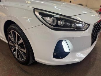 Hyundai i30 1.6 CRDi Premium SE Tourer DCT Euro 6 (s/s) 5dr
