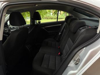 Skoda Octavia 2.0 TDI Elegance DSG Euro 5 5dr