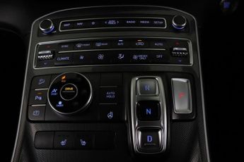 Hyundai Santa Fe 1.6 h T-GDi Premium Auto 4WD Euro 6 (s/s) 5dr
