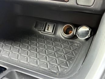 Toyota RAV4 2.5 VVT-h Excel CVT 4WD Euro 6 (s/s) 5dr
