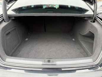 Audi A4 2.0 TFSI S Tronic quattro Black Edition