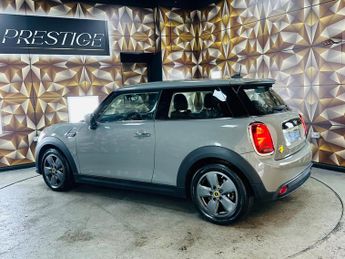 MINI Electric Hatch Cooper SE 32.6kWh Level 1 Auto 3dr