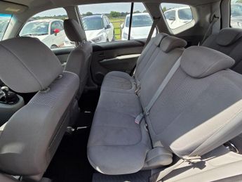 Kia Carens 2.0 CRDi GS 5dr
