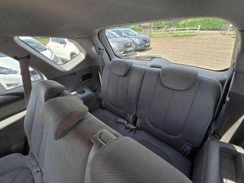 Kia Carens 2.0 CRDi GS 5dr