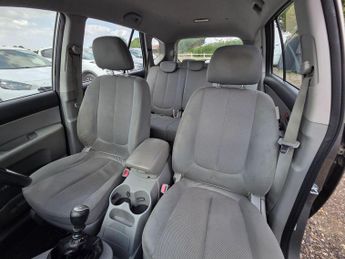 Kia Carens 2.0 CRDi GS 5dr