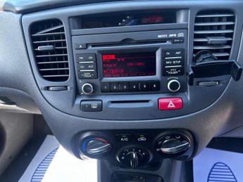 Kia Rio 1.5 CRDi Strike 5dr