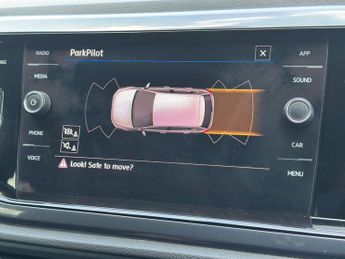 Volkswagen Polo 1.0 TSI R-Line DSG Euro 6 (s/s) 5dr