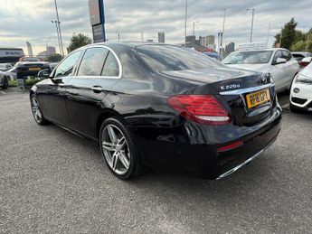 Mercedes-Benz E Class 2.0 E220d AMG Line (Premium Plus) G-Tronic+ Euro 6 (s/s) 4dr