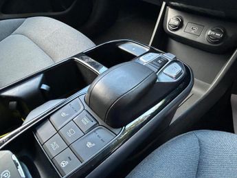 Hyundai IONIQ 38.3kWh Premium Auto 5dr
