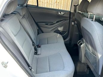 Hyundai IONIQ 38.3kWh Premium Auto 5dr