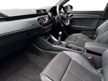 Audi Q3 1.5 TFSI CoD 35 S line Euro 6 (s/s) 5dr