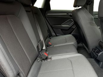 Audi Q3 1.5 TFSI CoD 35 S line Euro 6 (s/s) 5dr
