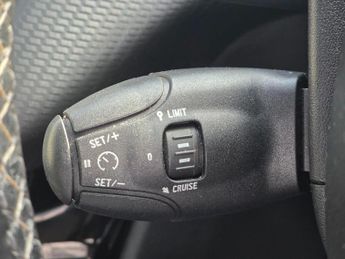 Peugeot 2008 1.2 PureTech Allure EAT Euro 6 (s/s) 5dr