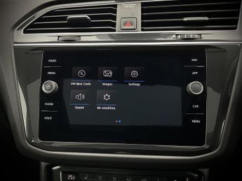 Volkswagen Tiguan R-LINE TECH TDI 4M SA