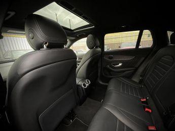 Mercedes-Benz Eqc 400 AMG LINE PREMIUM + 4M