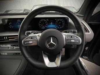 Mercedes-Benz Eqc 400 AMG LINE PREMIUM + 4M