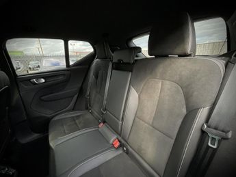 Volvo Xc40 R-DESIGN T3 AUTO