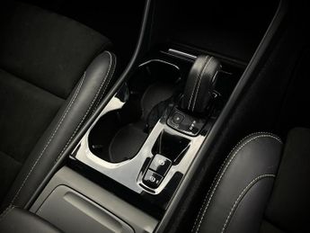 Volvo Xc40 R-DESIGN T3 AUTO