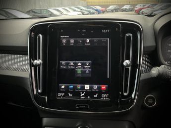 Volvo Xc40 R-DESIGN T3 AUTO