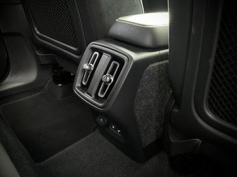 Volvo Xc40 R-DESIGN T3 AUTO
