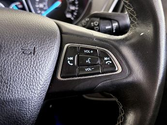 Ford Kuga 2.0 TDCi EcoBlue Vignale Euro 6 (s/s) 5dr