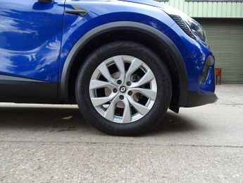 Renault Captur 1.3 TCe Iconic Edition EDC Euro 6 (s/s) 5dr