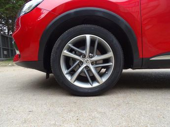 MG MG HS 1.5 T-GDI Exclusive DCT Euro 6 (s/s) 5dr