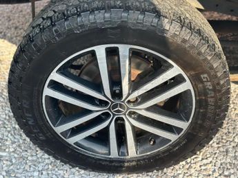 Nissan Navara 2.3 dCi Tekna Auto 4WD Euro 6 4dr