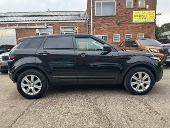 Land Rover Range Rover Evoque 2.0 TD4 SE Tech Auto 4WD Euro 6 (s/s) 5dr