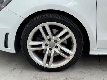 Audi A1 1.4 TFSI S line S Tronic Euro 5 (s/s) 3dr