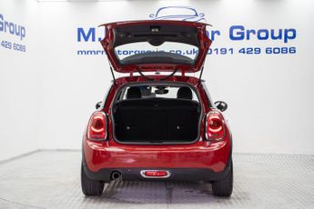 MINI Hatch 1.5 Cooper Auto Euro 6 (s/s) 3dr