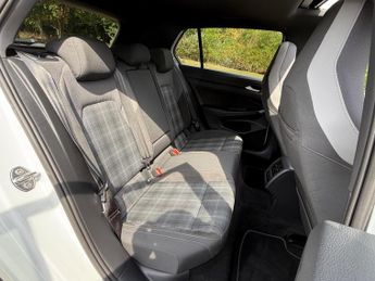 Volkswagen Golf 2.0 TDI GTD DSG Euro 6 (s/s) 5dr