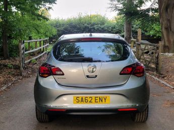 Vauxhall Astra 1.6 16v SRi Euro 5 5dr