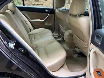 Honda Accord 2.0 i-VTEC EX 4dr